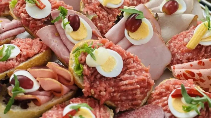 Belegte Brötchen und Partyplatten vom Partyservice der Fleischerei Starke in Dresden